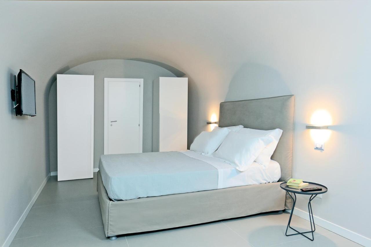 B&Bari, Via Cairoli, Le Case Di Aurelia Guesthouse Экстерьер фото
